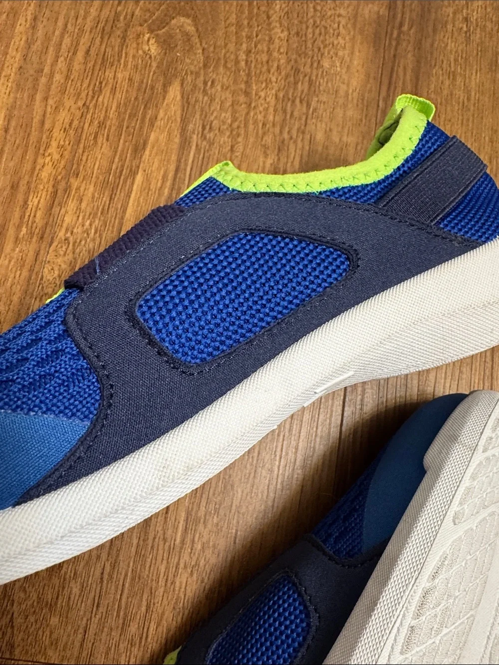 Speedo Kids' NWT Blue & Lime Slip-On Water Shoes size Boys 2-3
